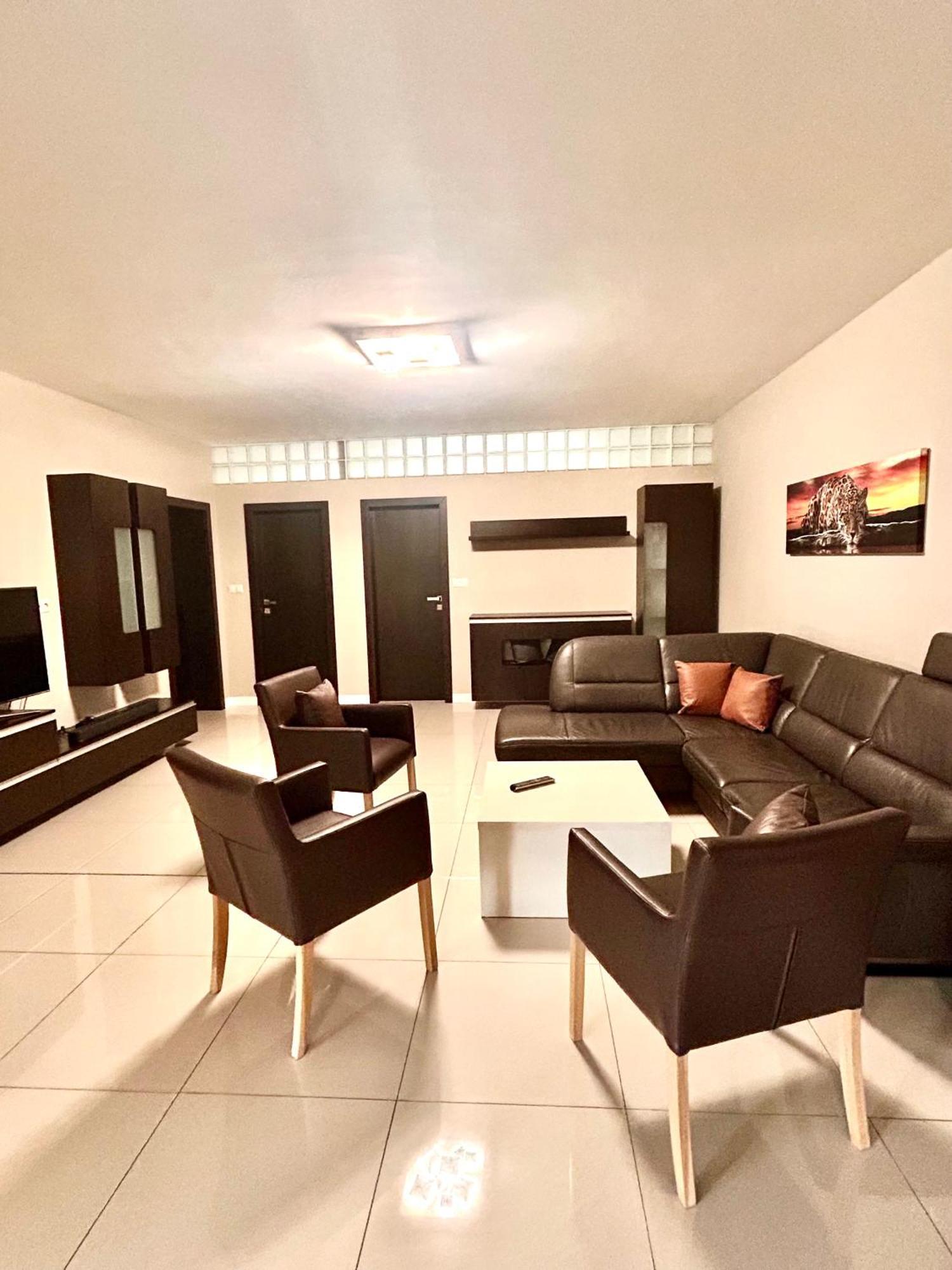 Vila Lexus Veľký Meder Extérieur photo